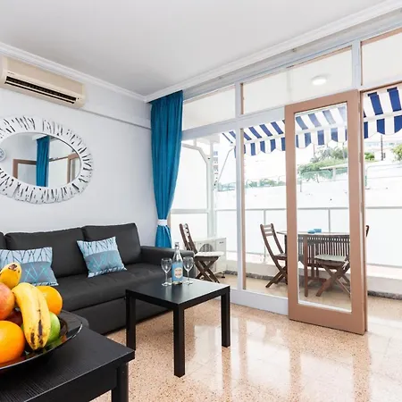 Serenity Yumbo: Beachside With Free Wi-fi And Concierge Apartment