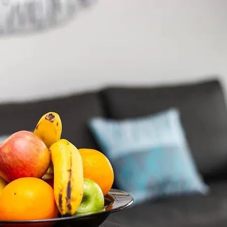 Serenity Yumbo - Europa 2min Yumbo - 5min From - Wifi Free - Air Conditioner - Private Services - Free Welcome Book - Cohote Conserjeria Gran Canaria Appartamento Playa del Inglés