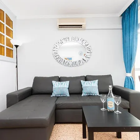 Serenity Yumbo: Beachside With Free Wi-fi And Concierge