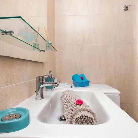 Apartment Serenity Yumbo: Beachside With Free Wi-fi And Concierge *